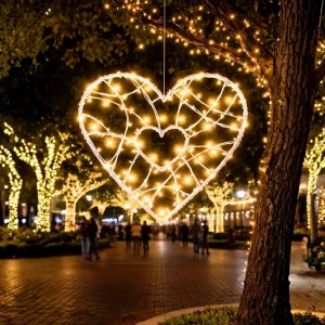 Figura LED en forma de Corazón color blanco para adornar parques, plazas públicas, centros comerciales, fachadas en San Valentín