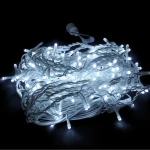 Serie cascada led luz blanco frío con starflash blanco frío gama media cable blanco de 5 metros de largo