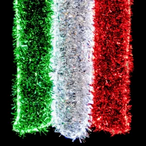 Figura LED Pendón Tricolor decorado con LEDs verdes, blancos y rojos para fiestas de septiembre en plazas comerciales, locales comerciales, calles y avenidas