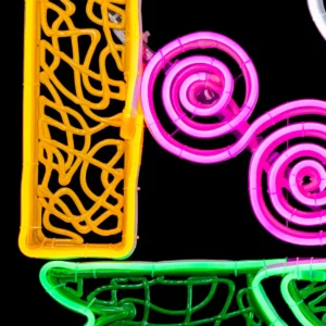 Figura LED decorativa gigante en forma de Ofrenda fabricada de material biodegradable amigable con el ambiente para adorno de día de muertos ya incluye Manguera LED Neón resistente a intemperie e interiores